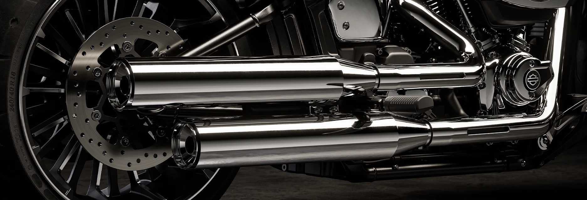 Escape dos en dos de motocicleta Breakout Harley Davidson